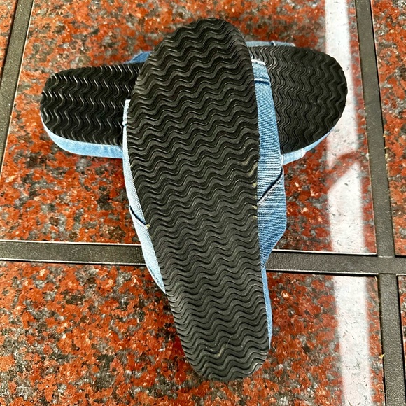 Lasaky – Letter Print Denim Flat Sandals women’s size 7 - Picture 11 of 11